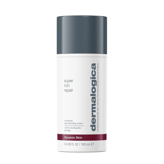 Super Rich Repair | Anti-Aging-Creme für trockene Haut auf weißem Hintergrund.